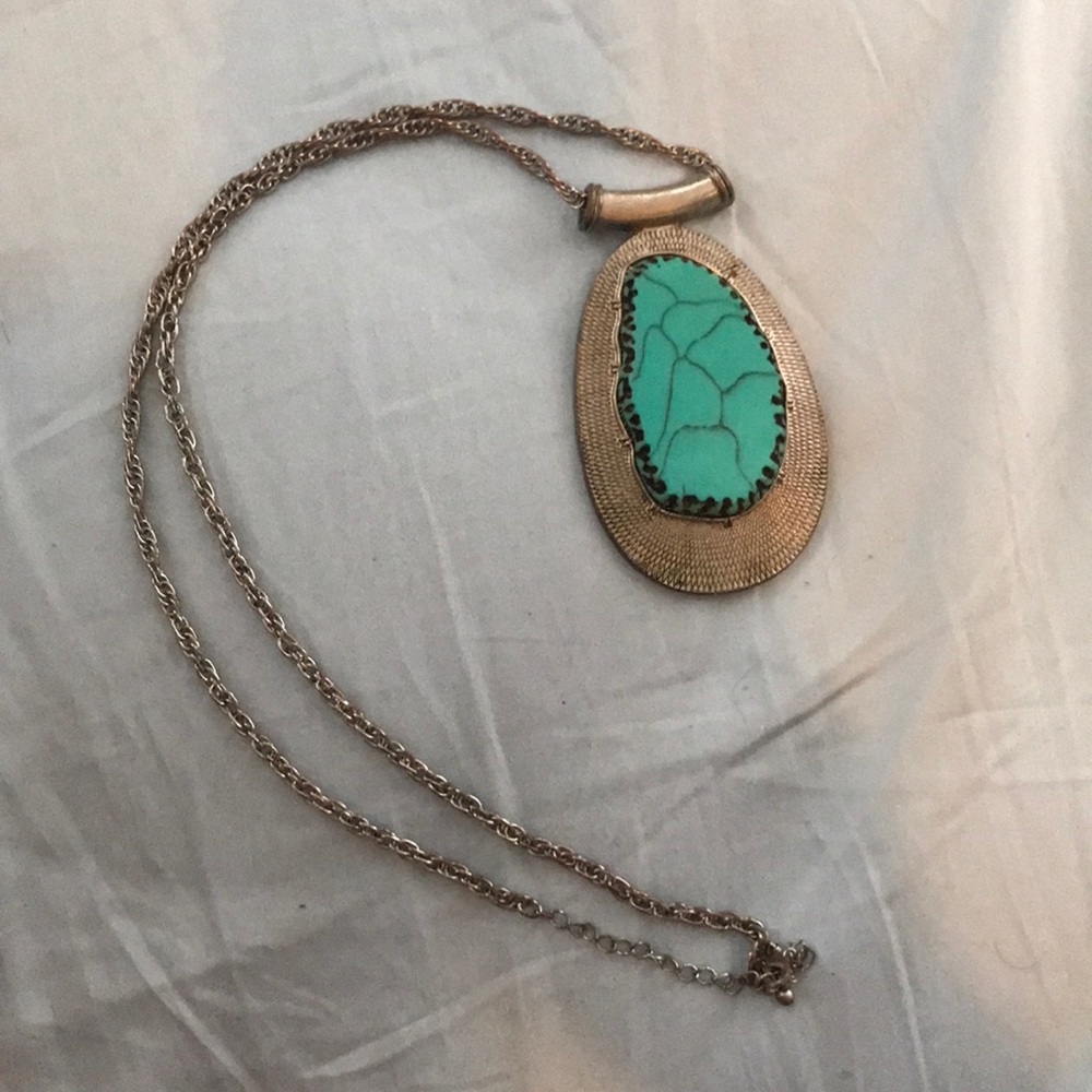 Green gem stone necklace